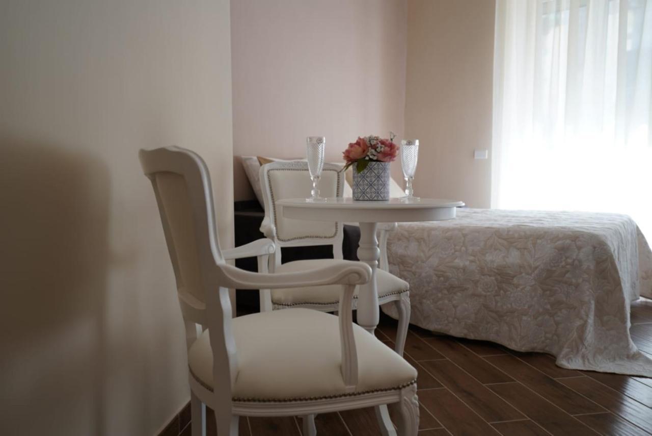 La Mimosa B&B Napoli Eksteriør billede